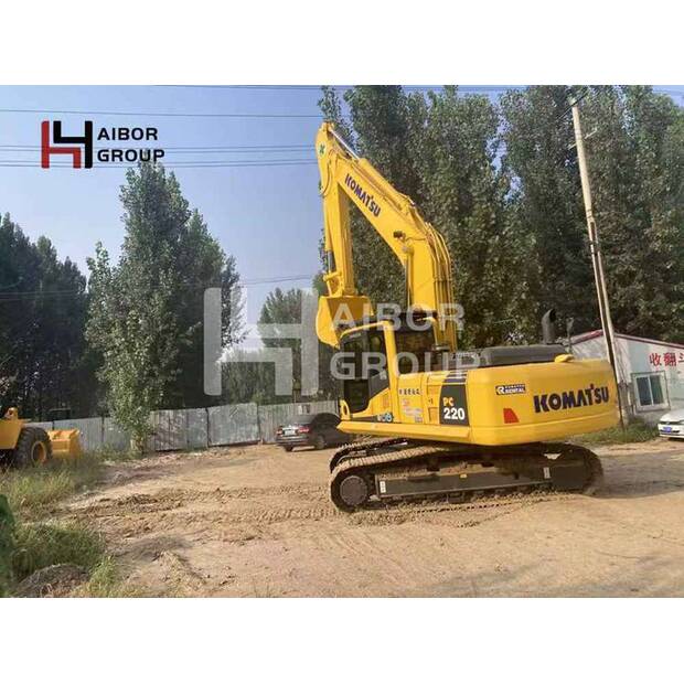 2022 كوماتسو P220-8-45183594