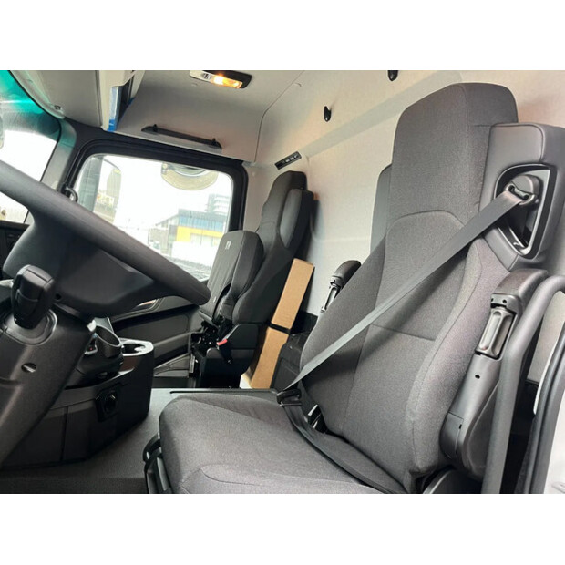 2026 Mercedes-Benz Arocs 4045-45183755