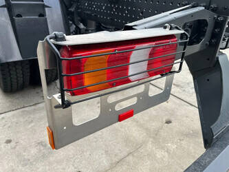 2026-mercedes-benz-arocs-4045-6x4-chassis-cabin-45183773