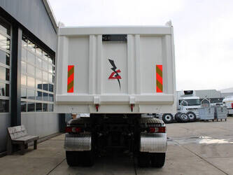 2025-mercedes-benz-axor-3344-1411138-45184020