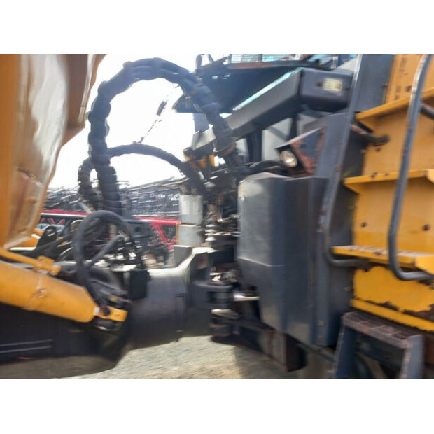 2017 Komatsu HM400-3R-45184085