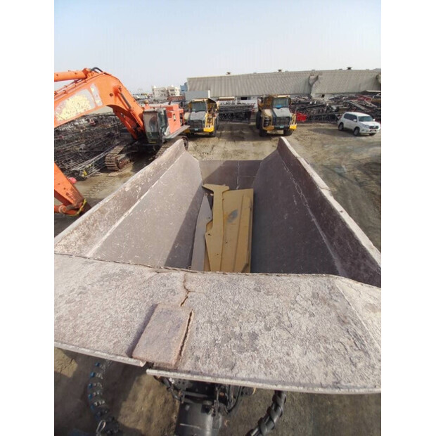 2017 Komatsu HM400-3R-45184118