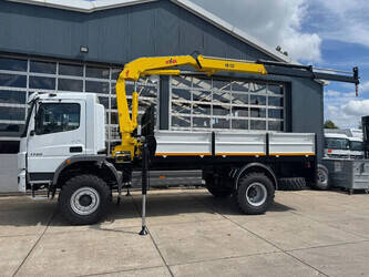 صورة ل شاحنات الرافعات 2024 مرسيدس بنز ATEGO 1725