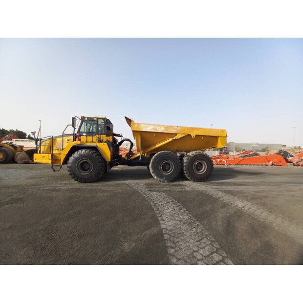 2017 Komatsu HM400-3R-45184169