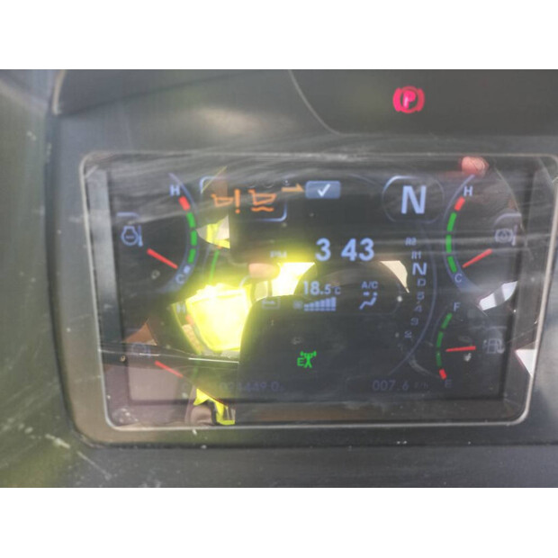 2017 Komatsu HM400-3R-45184185