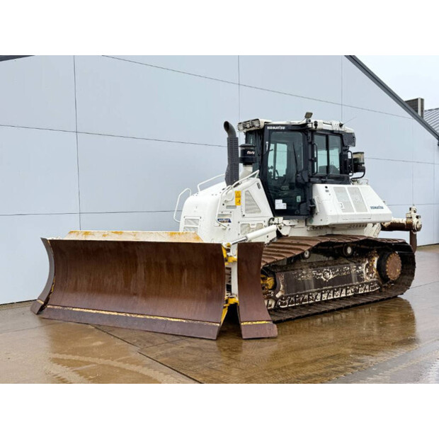 2018 Komatsu D61PXI-24-45184351