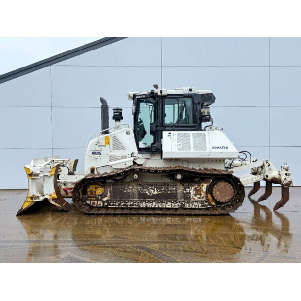2018 Komatsu D61PXI-24-45184352
