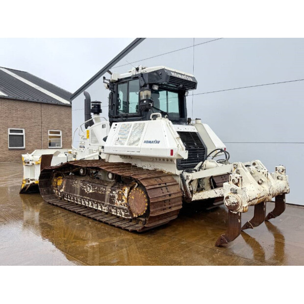 2018 Komatsu D61PXI-24-45184353