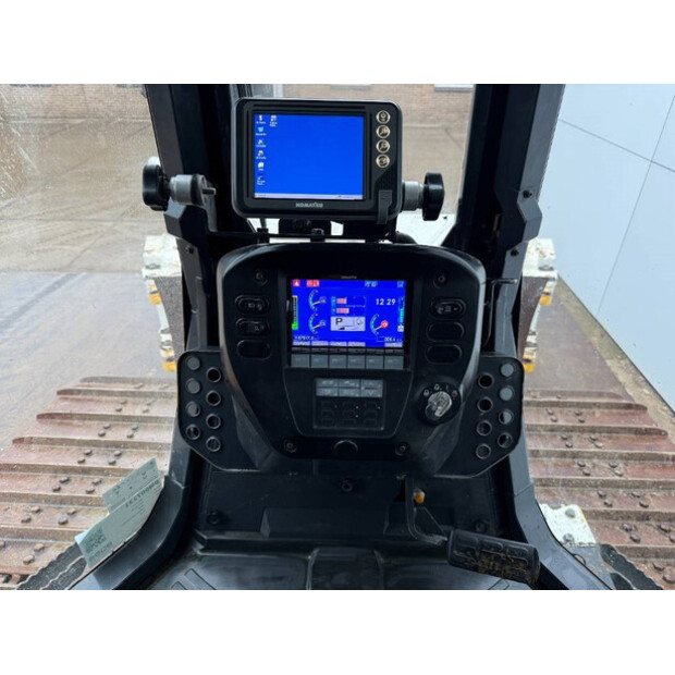 2018 Komatsu D61PXI-24-45184360