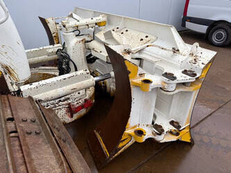 2018-komatsu-d61pxi-24-1411150-45184376