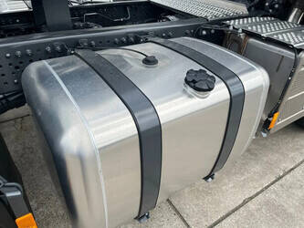 2025-mercedes-benz-actros-3348-1411151-45184394