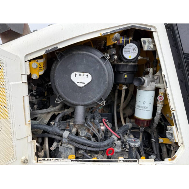 2018 Komatsu D61PXI-24-45184395