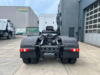 2025-mercedes-benz-actros-3348-1411152-45184426