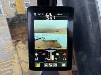 2021-caterpillar-352-45184458