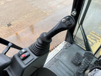 2021-caterpillar-352-45184459