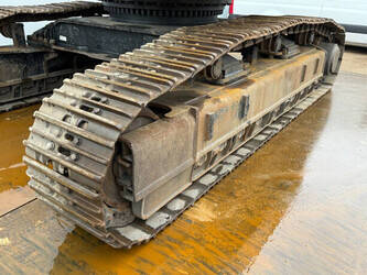 2021-caterpillar-352-45184471