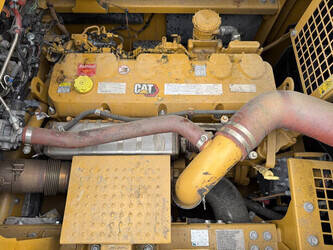 2021-caterpillar-352-45184483