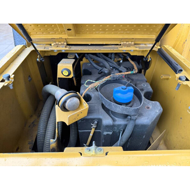 2021 Caterpillar 352-45184484