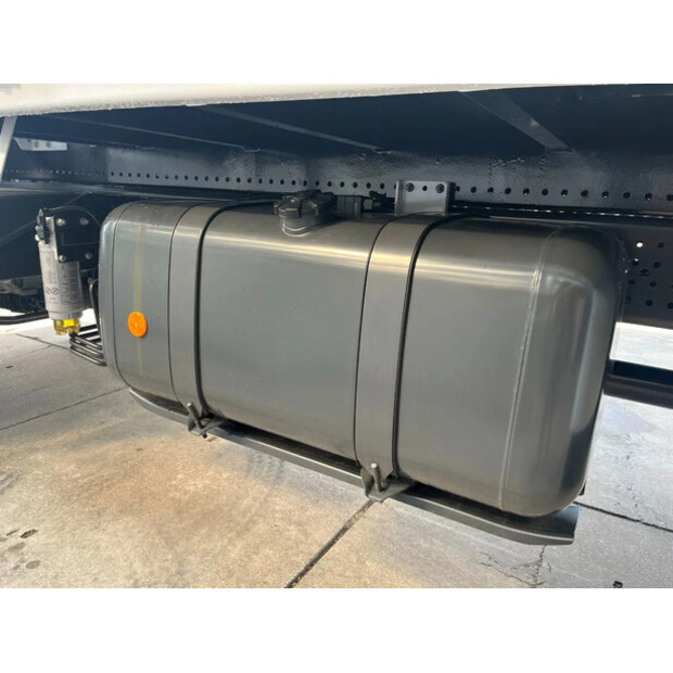 2025 Mercedes-Benz AROCS 3340-45184590