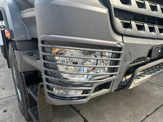 2025-mercedes-benz-arocs-3340-1411158-45184591