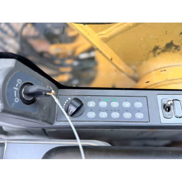 2015 Caterpillar 320EL-45185519