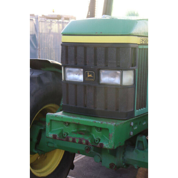 2000 جون دير 6210-45185577