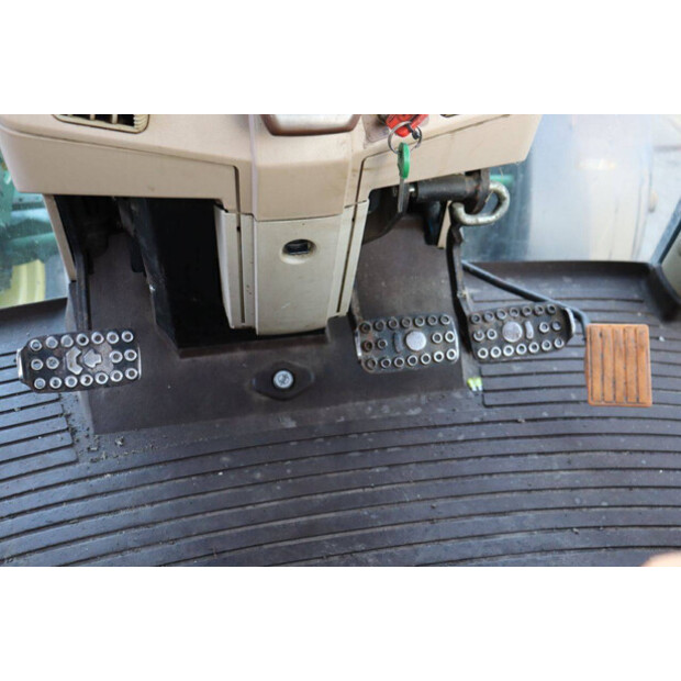 2000 جون دير 6210-45185594