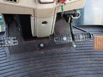 2000-john-deere-6210-45185594