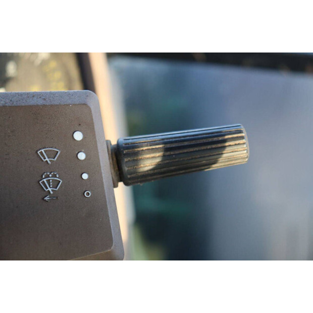 2000 جون دير 6210-45185597