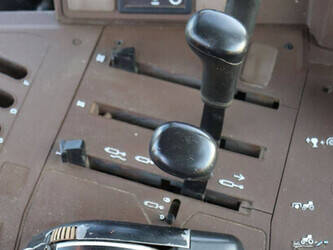 2000-john-deere-6210-45185601