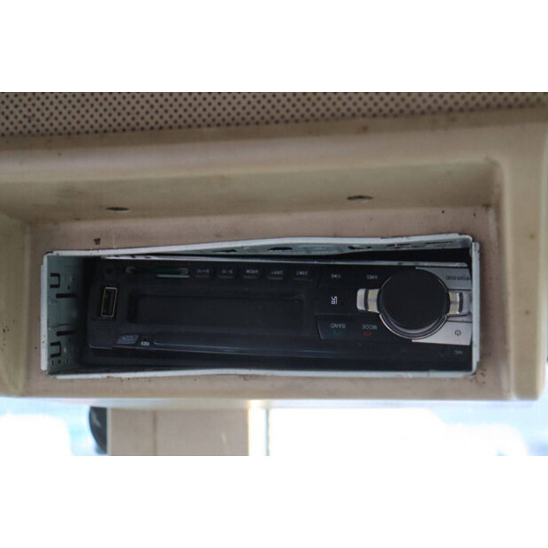 2000 جون دير 6210-45185605