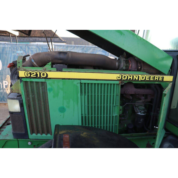 2000 جون دير 6210-45185607