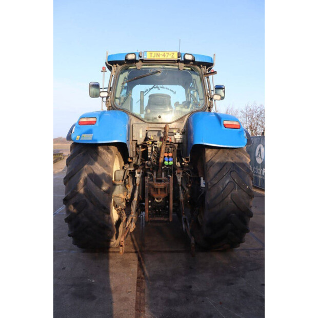 2011 نيو هولاند T7.210-45185616