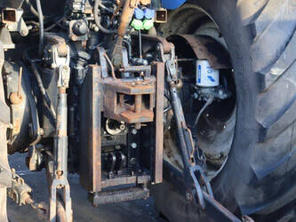 2011-new-holland-t7-210-45185632