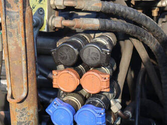 2011-new-holland-t7-210-45185636