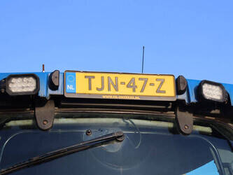 2011-new-holland-t7-210-45185638