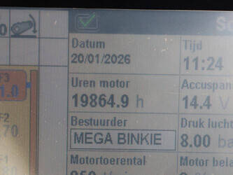 2011-new-holland-t7-210-45185651