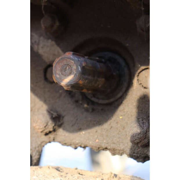 Massey Ferguson MF590-45185745