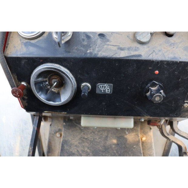 Massey Ferguson MF590-45185752