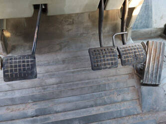 1998-massey-ferguson-6130-45185785