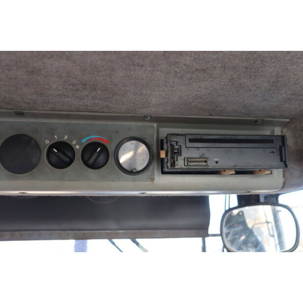 1998 Massey Ferguson 6130-45185793