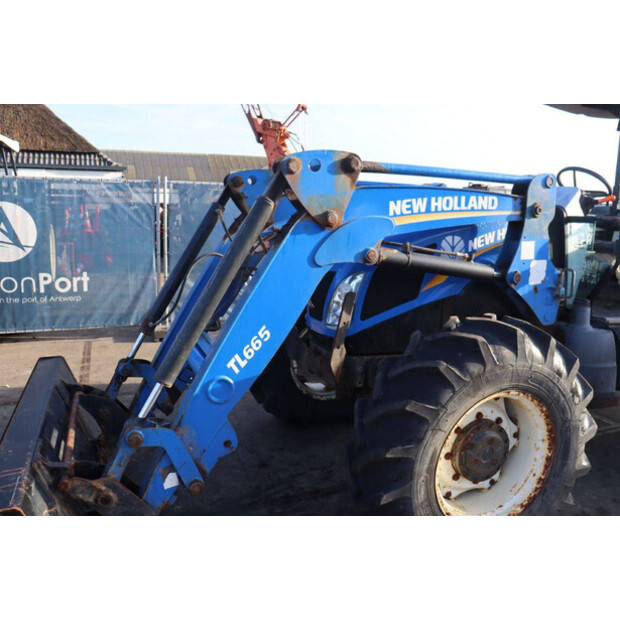 نيو هولاند T5.100-45185969