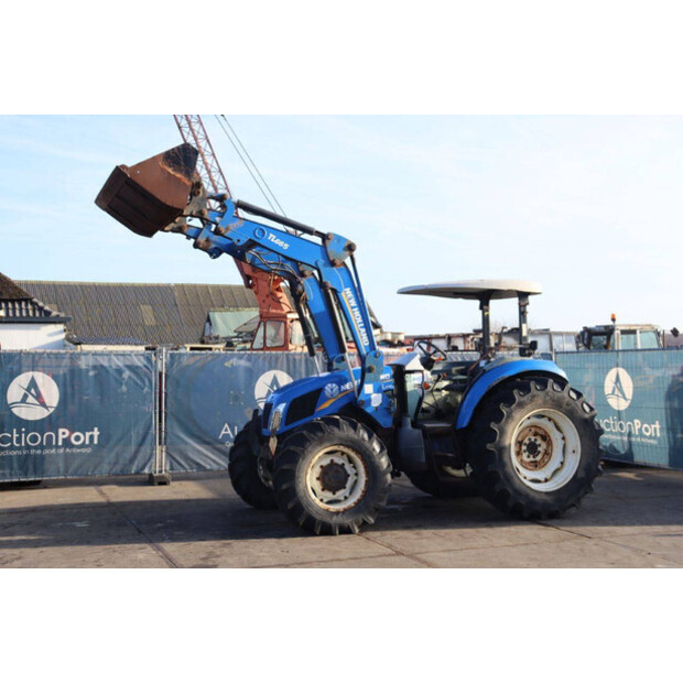 نيو هولاند T5.100-45185994