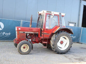 Image de TRACTEURS 1982 International 845 XL