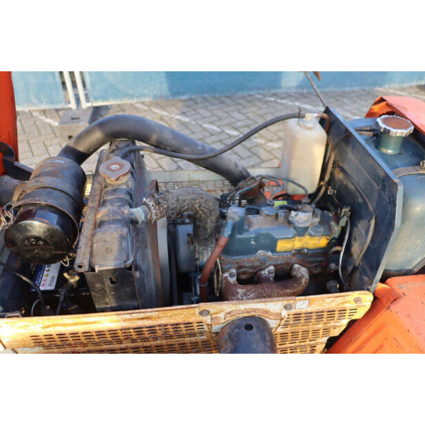 KUBOTA B1400DT-45186806