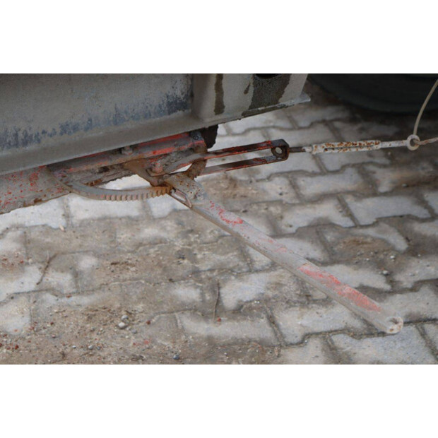 2011 Vaia MB80-45186835