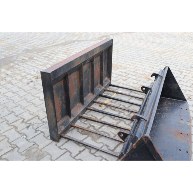 2004 Eurotrac F40-45186895