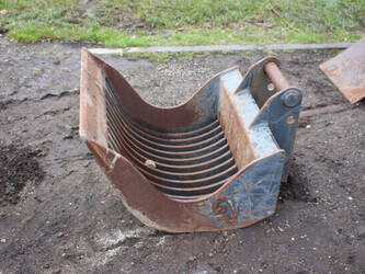 2004-komatsu-pw-95-45186910