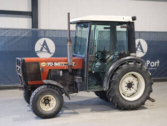 Image de TRACTEURS 1990 Fiat 70-86V