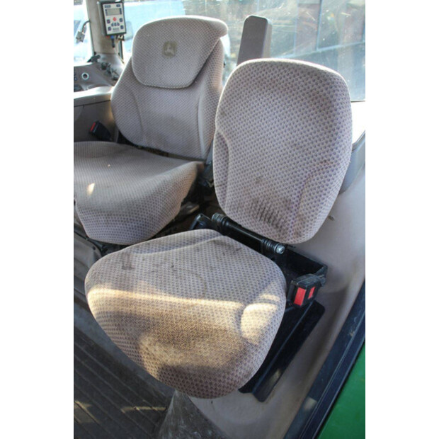 2014 JOHN DEERE 6210R-45187405